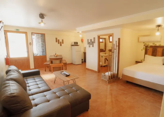 Maria Quinta 13  Maria Quinta Lodge *